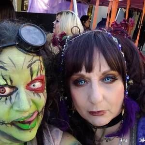 Meet your Posher, Despina